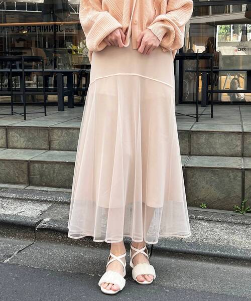 MAJESTIC LEGON（マジェスティックレゴン）の「チュールレイヤード