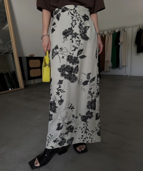 Ameri NORA FLOWER EMBROIDERY SKIRT