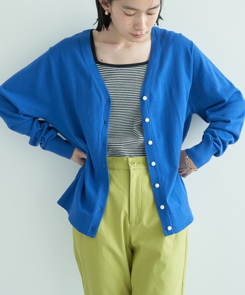 AMERICAN HOLIC(アメリカンホリック)の「UVカット Vネックニットショートカーディガン(カーディガン/ボレロ・レディース・ブラック/グリーン/アイボリー/オレンジ/ブルー・M/L)」の4枚目の写真