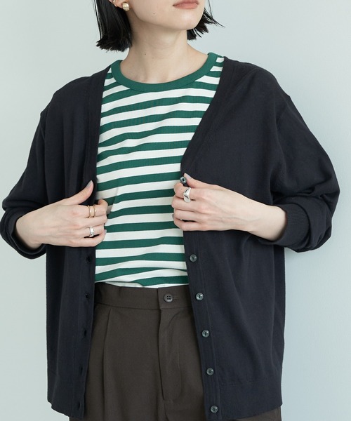 AMERICAN HOLIC(アメリカンホリック)の「UVカット Vネックニットショートカーディガン(カーディガン/ボレロ・レディース・ブラック/グリーン/アイボリー/オレンジ/ブルー・M/L)」の3枚目の写真