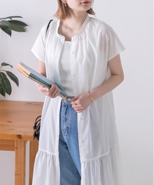 ad thie(アドティエ)の「バンドカラー フレンチスリーブ ティアードワンピース(シャツワンピース・レディース・ブラック/ベージュ/カーキ/オフホワイト・FREE)」の9枚目の写真