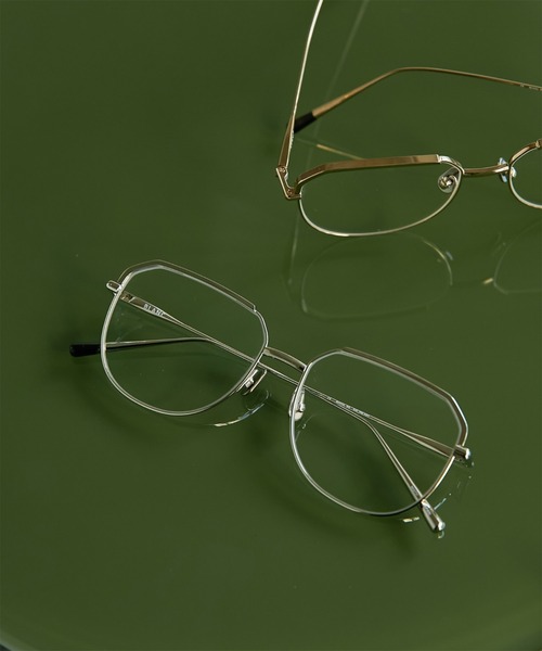 GALLARDAGALANTE（ガリャルダガランテ）の「【BLANC..】チタンフレームメガネ/B0024 CLR（メガネ・レディース・シルバー/ゴールド・FREE）」の9枚目の写真