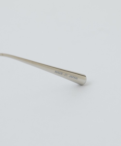 GALLARDAGALANTE（ガリャルダガランテ）の「【BLANC..】チタンフレームメガネ/B0024 CLR（メガネ・レディース・シルバー/ゴールド・FREE）」の16枚目の写真