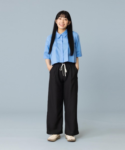 KEEN（キーン）の「UNEEK / ユニーク/ レディース スニーカーサンダル（サンダル・レディース・ブラック/ホワイト/ベージュ・24.5cm/23cm/24cm/25cm/23.5cm/22.5㎝/26cm/25.5cm/26.5cm/22.5cm/27cm）」の19枚目の写真