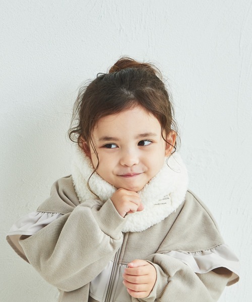 pairmanon（ペアマノン）の「ボア ネックウォーマー（ネックウォーマー/スヌード・キッズ・ブルー/ブラウン/ピンク/アイボリー/ベージュ/ブラック・FREE）」の2枚目の写真