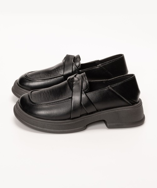 SVEC(シュベック)の「ライトチャンキーソール ツイストデザイン ローファー(ローファー・レディース・ブラック系その他/グリーン/ブラック・35/39/38/37/36/40)」の14枚目の写真