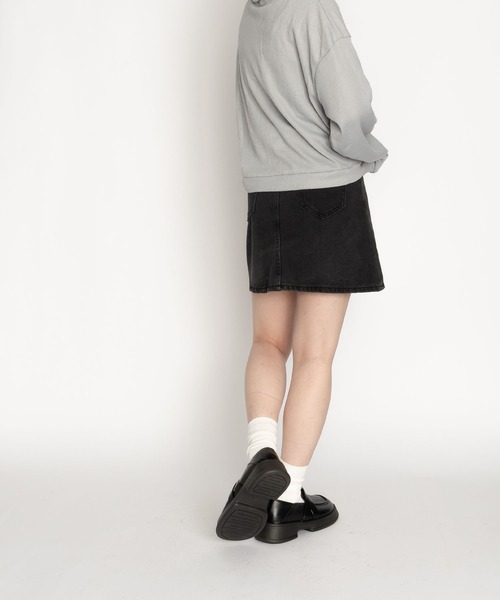 SVEC(シュベック)の「ライトチャンキーソール ツイストデザイン ローファー(ローファー・レディース・ブラック系その他/グリーン/ブラック・35/39/38/37/36/40)」の4枚目の写真