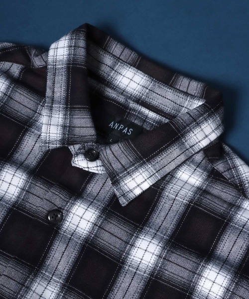 ANPAS（アンパス）の「Smooth Stretch Oversized Ombre Check Shirt/別注 スムース ストレッチ オーバーサイズ オンブレチェックシャツ（シャツ/ブラウス・メンズ・ブラック/ホワイト/ブラウン/ネイビー/ブルー・M/L）」の9枚目の写真