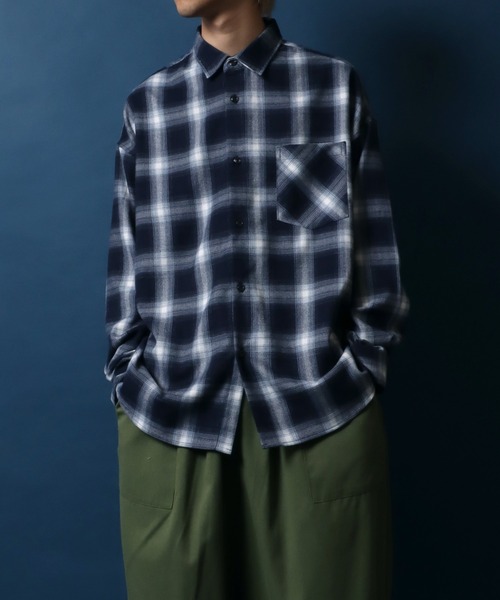ANPAS（アンパス）の「Smooth Stretch Oversized Ombre Check Shirt/別注 スムース ストレッチ オーバーサイズ オンブレチェックシャツ（シャツ/ブラウス・メンズ・ブラック/ホワイト/ブラウン/ネイビー/ブルー・M/L）」の19枚目の写真
