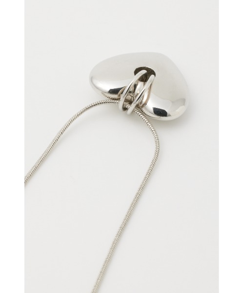 SLY（スライ）の「HEART CHARM N/C ハート チェーン ネックレス（ネックレス・レディース・シルバー/ゴールド・FREE）」の5枚目の写真