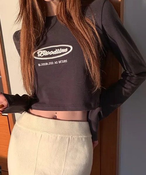 LYEON(リヨン)の「刺繍ロゴクロップドロンT(Tシャツ/カットソー・レディース・ホワイト/チャコールグレー/グレー・FREE)」の16枚目の写真
