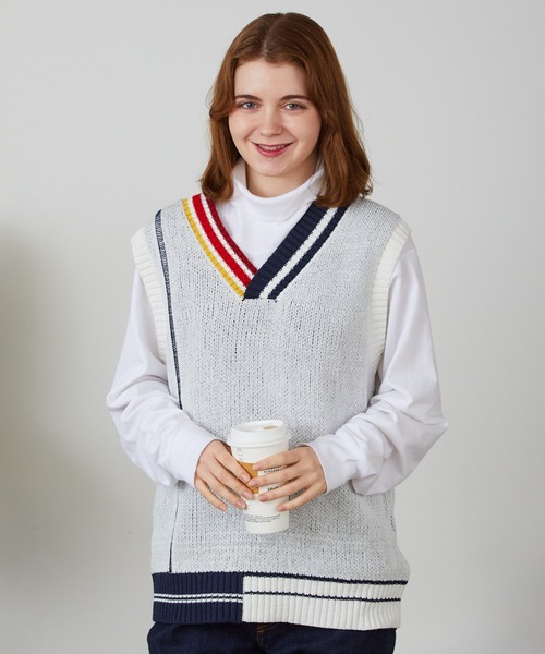 ALL RUNS(オールランズ)の「▲DESIGN V-NECK VEST/デザインVネックベスト(ベスト・メンズ・ホワイト/ブラック・M/XL/L)」の8枚目の写真