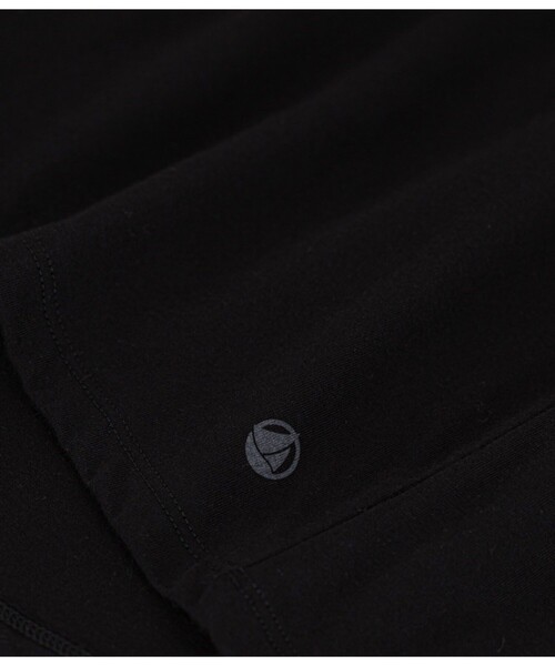 PETIT BATEAU（プチバトー）の「ライトジャージー半袖Ｔシャツ（Tシャツ/カットソー・レディース・ベージュ/ネイビー/ホワイト/ブラック・MEDIUM/XX-SMALL/LARGE/X-SMALL/SMALL）」の11枚目の写真