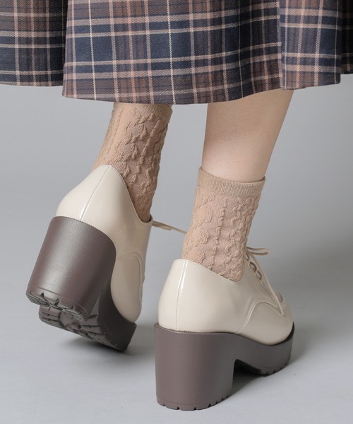 Honeys（ハニーズ）の「厚底ヒールマニッシュシューズ（ドレスシューズ・レディース・ブラック/ブラック系その他/ベージュ/ダークブラウン・S/M/L/LL）」の17枚目の写真