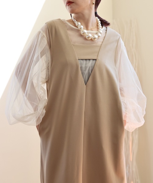 ULEULA（ウルア）の「ボリュームスリーブブラウス/シアーチュール（シャツ/ブラウス・レディース・ブラック/アイボリー/グレイッシュベージュ・FREE）」の4枚目の写真