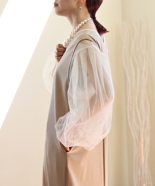 ULEULA（ウルア）の「ボリュームスリーブブラウス/シアーチュール（シャツ/ブラウス・レディース・ブラック/アイボリー/グレイッシュベージュ・FREE）」の7枚目の写真