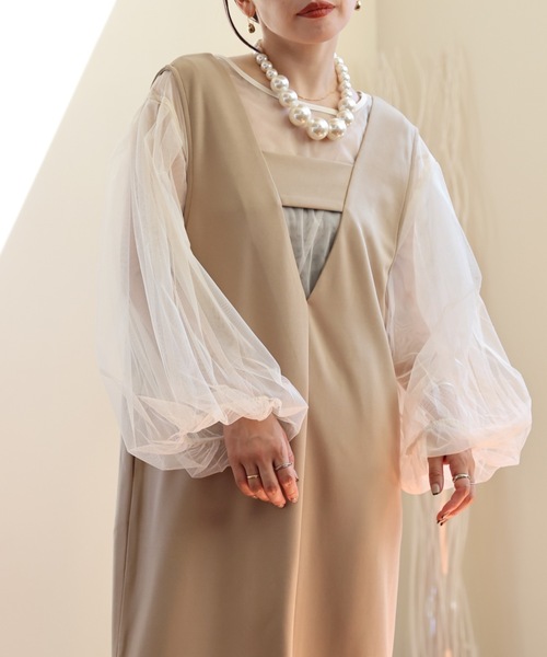 ULEULA（ウルア）の「ボリュームスリーブブラウス/シアーチュール（シャツ/ブラウス・レディース・ブラック/アイボリー/グレイッシュベージュ・FREE）」の6枚目の写真