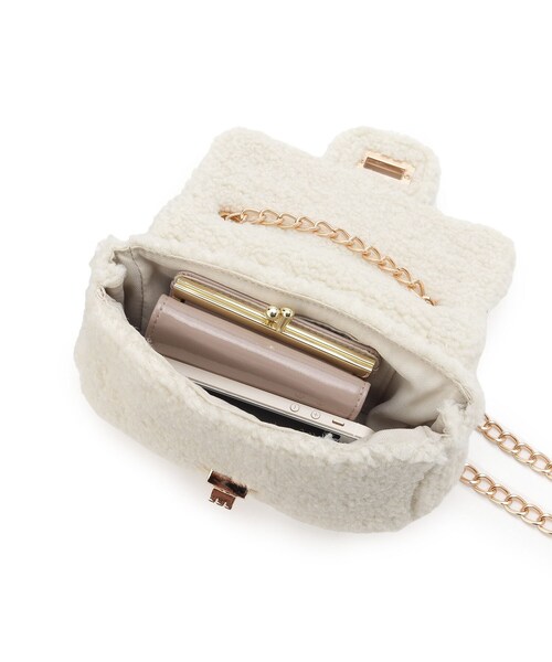 couture brooch(クチュールブローチ)の「◆ミニチェーンバッグ(ショルダーバッグ・レディース・オフホワイト/ブラック系1・00)」の11枚目の写真