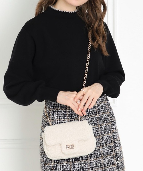 couture brooch(クチュールブローチ)の「◆ミニチェーンバッグ(ショルダーバッグ・レディース・オフホワイト/ブラック系1・00)」の1枚目の写真