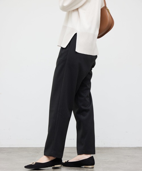 Chez toi（シェトワ）の「起毛ストレッチタックテーパードパンツ（その他パンツ・レディース・カーキ/ブラック/ベージュ/アイボリー・SMALL/MEDIUM）」の12枚目の写真