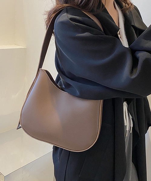 shopnikoniko(ショップニコニコ)の「合成皮革 ワンハンドル ホーボーバッグ 三日月バッグ ハーフムーン(ハンドバッグ・レディース・ブラック/ブラウン/ホワイト/ベージュ・フリー)」の17枚目の写真