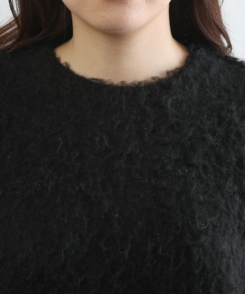 COLONY 2139(コロニートゥーワンスリーナイン)の「カラーブロッキングシャギーニットプルオーバー(ニット/セーター・レディース・ネイビー/ブラック・FREE)」の16枚目の写真