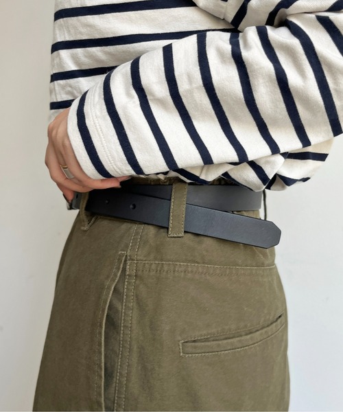 CPCM（シーピーシーエム）の「本革スクエアバックルベルト（ベルト・メンズ・ブラック/ベージュ・F）」の5枚目の写真