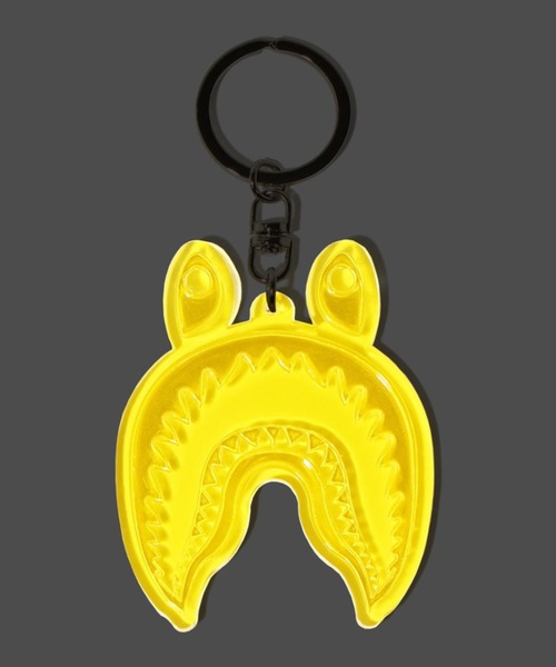 A BATHING APE(アベイシングエイプ)の「SHARK REFLECTIVE KEYCHAIN M(キーホルダー・メンズ・ピンク/ホワイト/ブラック/オレンジ/イエロー/グリーン・FREE)」の9枚目の写真