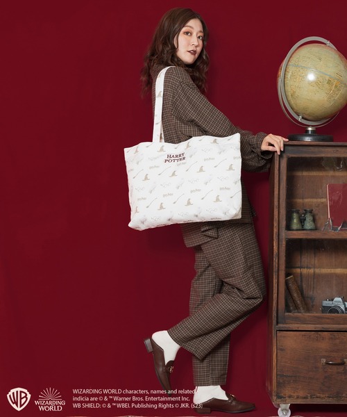 ACCOMMODE（アコモデ）の「ハリー・ポッター / グラフィックパターントートバッグ（トートバッグ・レディース・その他1/その他2/その他3・FREE）」の9枚目の写真