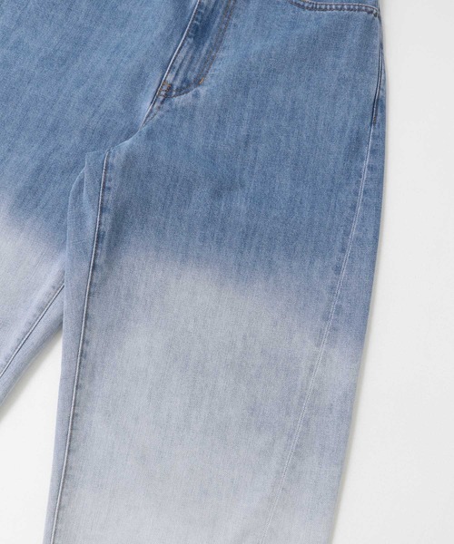 KBF（ケイビーエフ）の「オーバーサイドラインデニム（デニムパンツ・レディース・ブラック系その他/ブルー/ブルー系その他・34/36/38）」の18枚目の写真