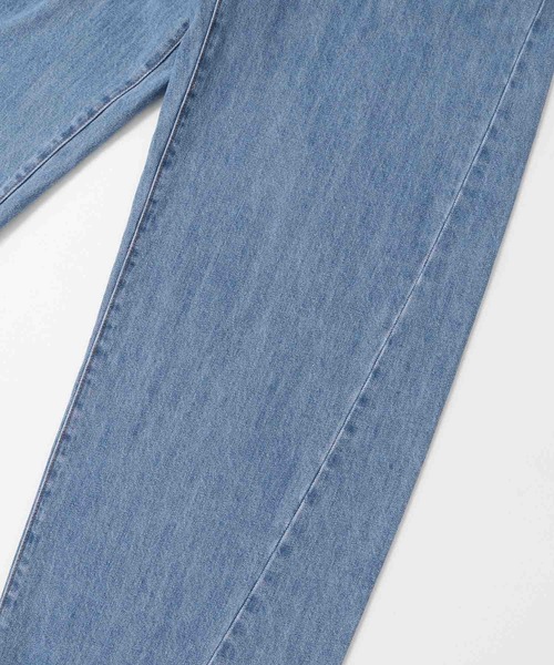 KBF（ケイビーエフ）の「オーバーサイドラインデニム（デニムパンツ・レディース・ブラック系その他/ブルー/ブルー系その他・34/36/38）」の13枚目の写真