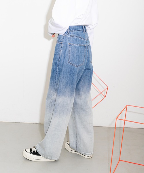 KBF（ケイビーエフ）の「オーバーサイドラインデニム（デニムパンツ・レディース・ブラック系その他/ブルー/ブルー系その他・34/36/38）」の11枚目の写真