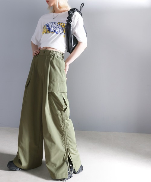 Java(ジャバ)の「《JaVa ジャバコラボ》大人のボリュームボトムス。裾シャーリングワイドカーゴパンツ(カーゴパンツ・レディース・カーキ/アイボリー/ブラック・SMALL/LARGE/MEDIUM/X-LARGE)」の19枚目の写真
