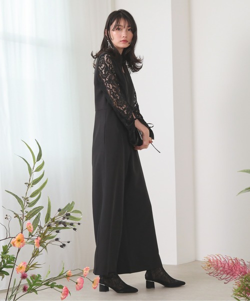 Kana（カナ）の「レース カフス スリット オールインワン パンツドレス