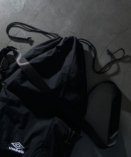 UMBRO(アンブロ)の「UMBRO/アンブロ 別注 Nylon Shoulder Bag/ナイロン ショルダーバック(ショルダーバッグ・メンズ・オフホワイト/ブラック/オリーブ/チャコールグレー/チェック/ベージュ系/グレー系・FREE)」の10枚目の写真