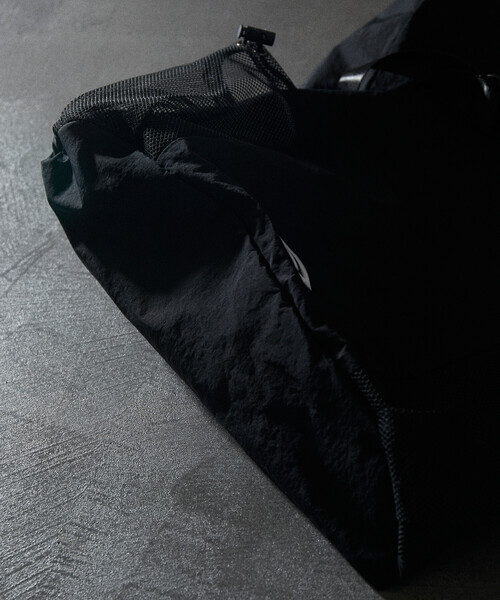 UMBRO(アンブロ)の「UMBRO/アンブロ 別注 Nylon Shoulder Bag/ナイロン ショルダーバック(ショルダーバッグ・メンズ・オフホワイト/ブラック/オリーブ/チャコールグレー/チェック/ベージュ系/グレー系・FREE)」の14枚目の写真