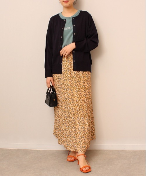 leswel（レスウェル）の「【L～5L 大きいサイズ】小花柄 Aライン ロング スカート（スカート・レディース・ネイビー/オレンジ・5L/4L/LL/L/3L）」の19枚目の写真