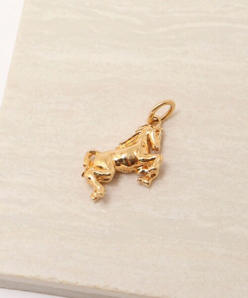 NOLLEY’S（ノーリーズ）の「【SYMPATHY OF SOUL/シンパシーオブソール】Horse Charm（ゴールド）（チャーム・レディース・ゴールド・FREE）」の3枚目の写真