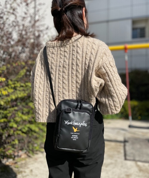 MAISON mou(メゾンムー)の「【Mark Gonzales/マーク・ゴンザレス】タテミニショルダー(ショルダーバッグ・レディース・ホワイト/ブラック・FREE)」の3枚目の写真