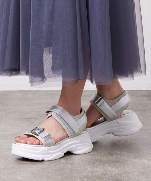 Chez toi(シェトワ)の「メタルパーツスポサン(サンダル・レディース・シルバー/ブラック/ベージュ・S/M/L)」の7枚目の写真