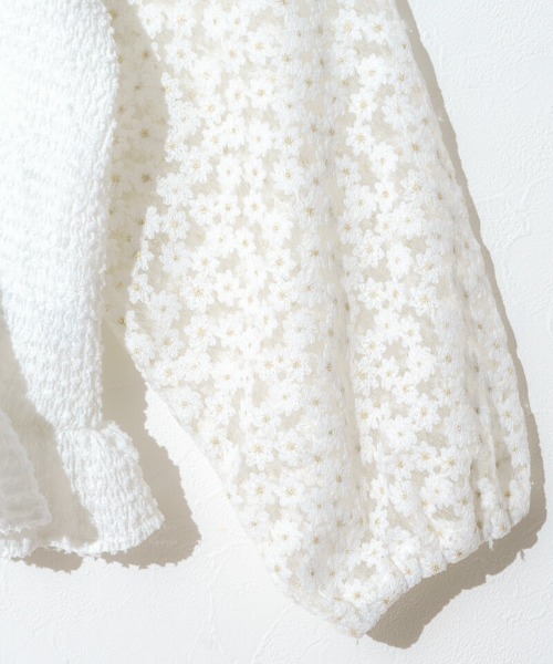 flower（フラワー）の「チャーミングブルームトップ（Tシャツ/カットソー・レディース・ブラック/ホワイト・FREE）」の6枚目の写真