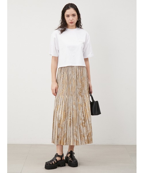 ミラオーウェン　ショート丈アップリケTシャツ　新品タグ付き Mila Owen】大人気！ショート丈アップリケTシャツ