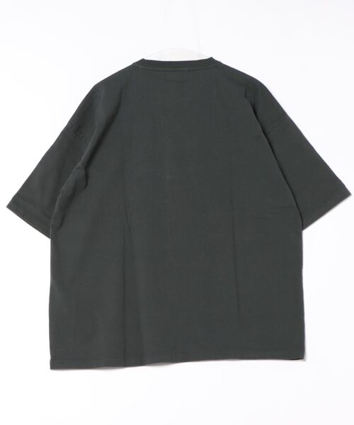 LOWRYS FARM(ローリーズファーム)の「カコウバンドTSS 114360(Tシャツ/カットソー・メンズ・ブラック/アイボリー/ブラック系その他2/ブラック系その他/エンジ・MEDIUM/LARGE)」の21枚目の写真