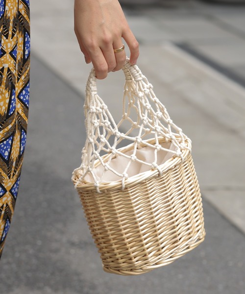 LEPSIM（レプシィム）の「ウィローマクラメコンビバッグ　112998（かごバッグ・レディース・オレンジ/アイボリー・ONE SIZE）」の4枚目の写真