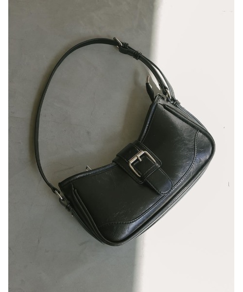 Re:EDIT（リエディ）の「[2024 SUMMER COLLECTION][森カンナさん着用]バックルベルトデザインハンドバッグ（ショルダーバッグ・レディース・シルバー/ピンク/キャメル/ホワイト/ブラック・FREE）」の3枚目の写真