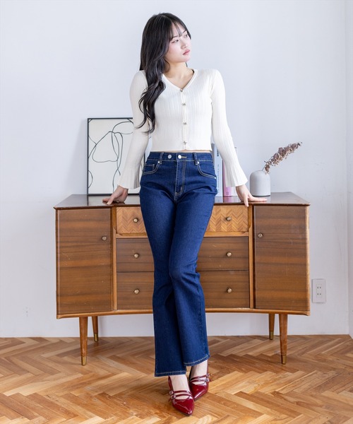 clear（クリア）の「《お気に入り数1万人突破》ミドルライズフレアデニムパンツ【低身長対応／サイズ展開あり】（デニムパンツ・レディース・ライトブルー/ブルー/ブラック/ブルー系その他/インディゴブルー・M/S/XS/PS）」の16枚目の写真