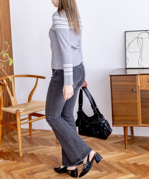 clear（クリア）の「《お気に入り数1万人突破》ミドルライズフレアデニムパンツ【低身長対応／サイズ展開あり】（デニムパンツ・レディース・ライトブルー/ブルー/ブラック/ブルー系その他/インディゴブルー・M/S/XS/PS）」の19枚目の写真