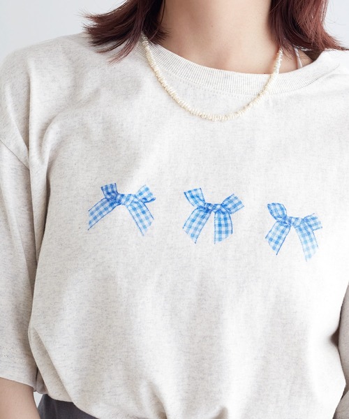 w closet(ダブルクローゼット)の「リボンプリントTEE(Tシャツ/カットソー・レディース・オートミール/スミクロ/オフホワイト・FREE)」の17枚目の写真