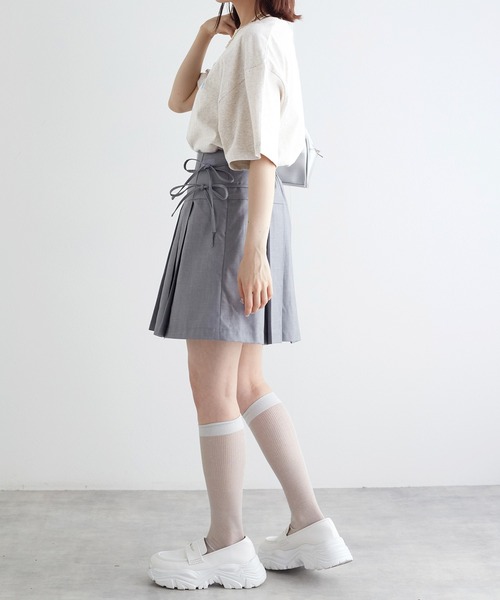 w closet(ダブルクローゼット)の「リボンプリントTEE(Tシャツ/カットソー・レディース・オートミール/スミクロ/オフホワイト・FREE)」の18枚目の写真