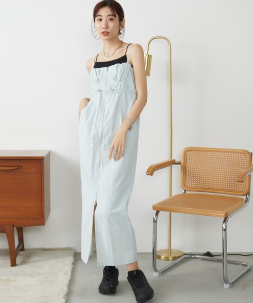 Auntie Rosa Holiday（アンティローザホリデー）の「フロントZIP